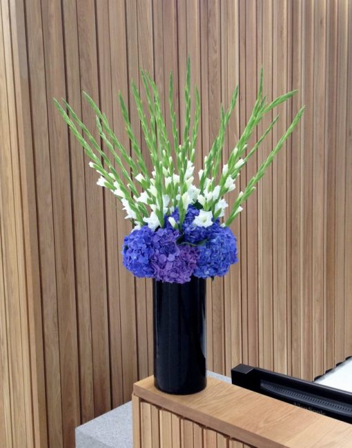 Weekly Corporate Vase - £25.00 (Exc VAT) - Image 14