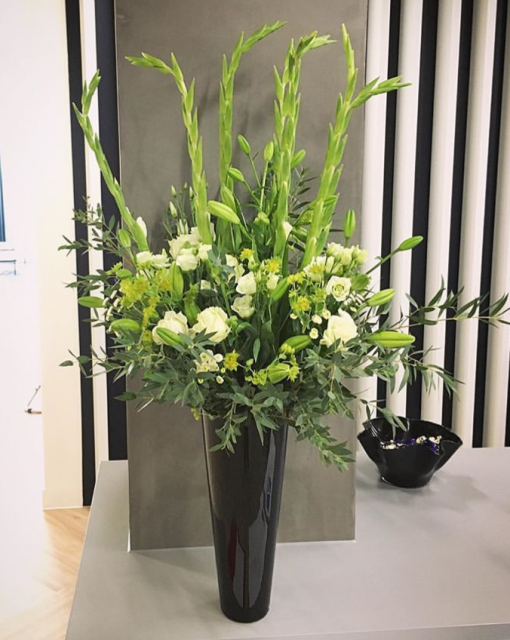 Weekly Corporate Vase - £50.00 (Exc VAT) - Image 10