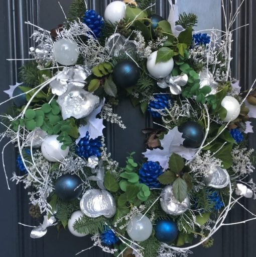 Christmas Door Wreath - Image 4